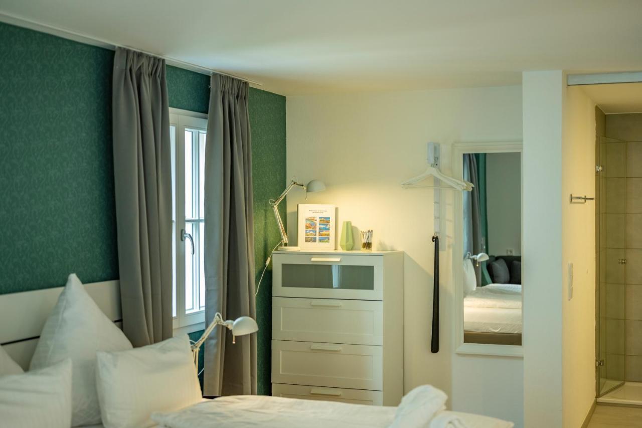 Gaestehaus Am Schlossplatz, Z. 2 Meersburg Buitenkant foto